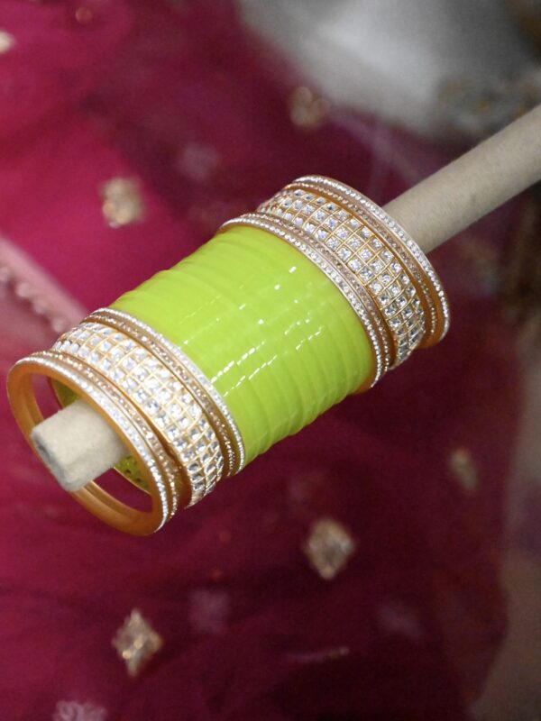 green kundan